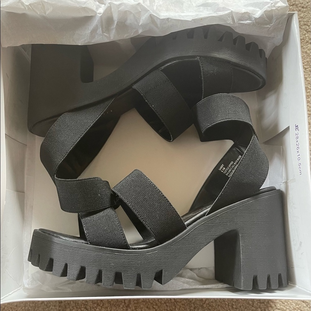 madden girl spice chunky platform sneakers